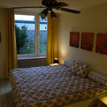 Ruhiges Haus Mit Privatem Garten Halstenbek 外观 照片