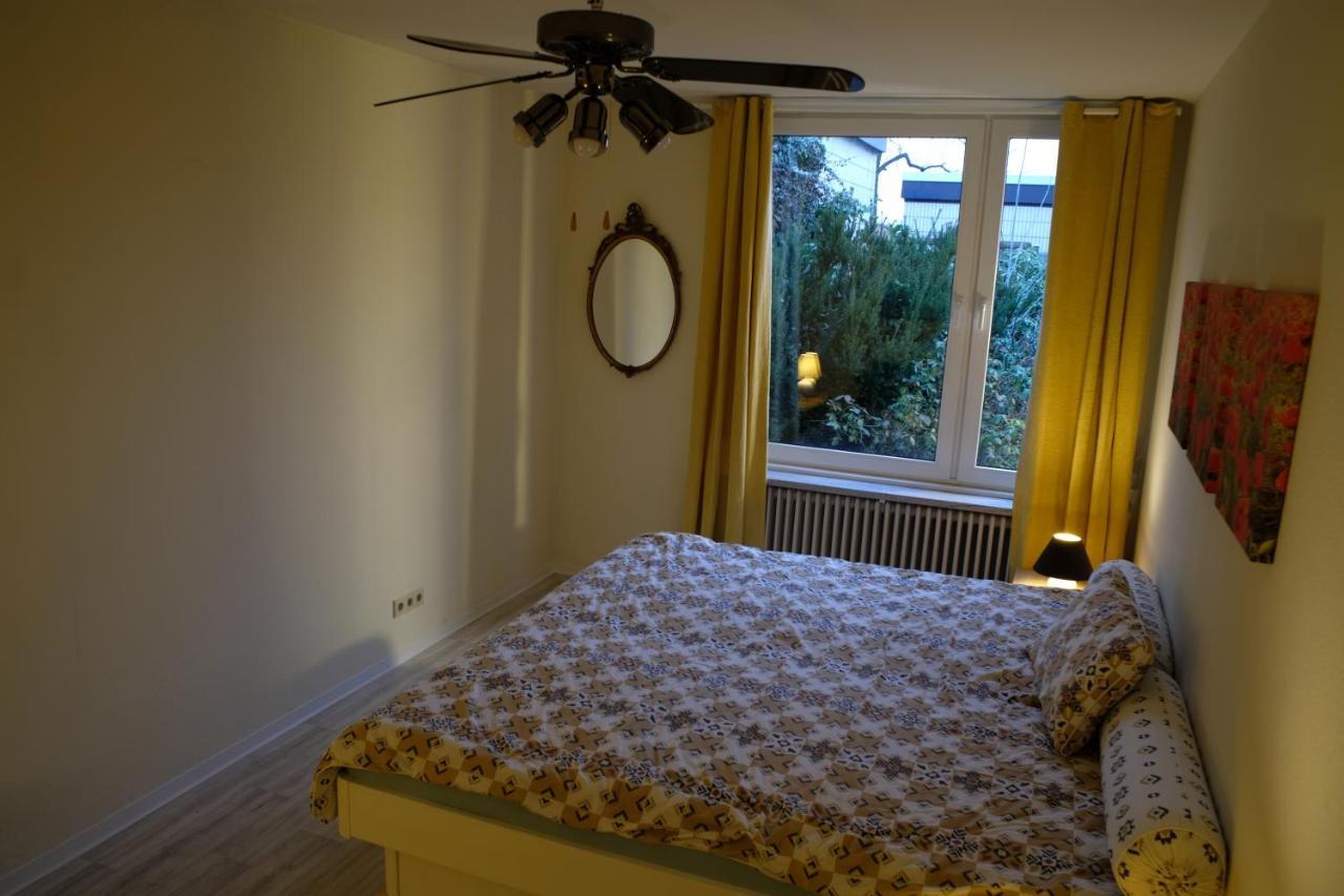 Ruhiges Haus Mit Privatem Garten Halstenbek 外观 照片
